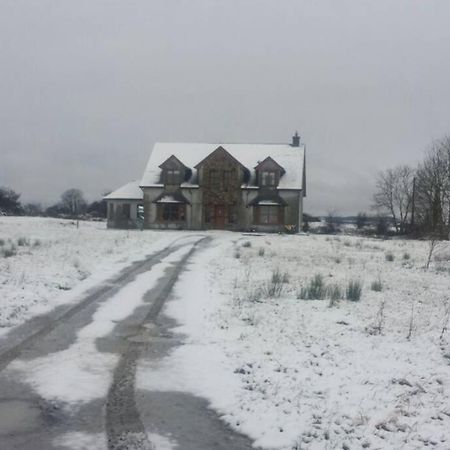 クノック Annies Meadow.ヴィラ エクステリア 写真