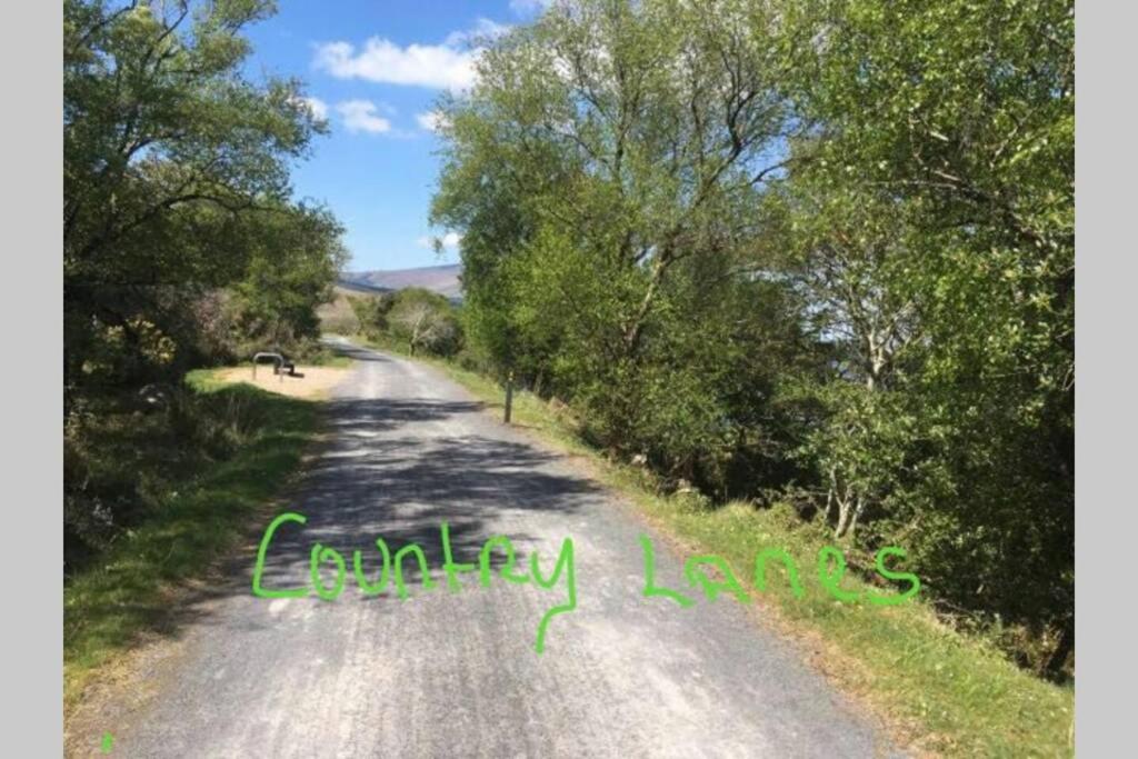 クノック Annies Meadow.ヴィラ エクステリア 写真