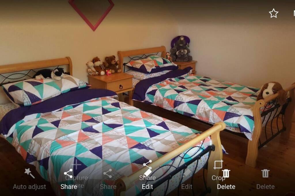 クノック Annies Meadow.ヴィラ エクステリア 写真